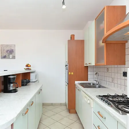 Apartment Emil 596 *